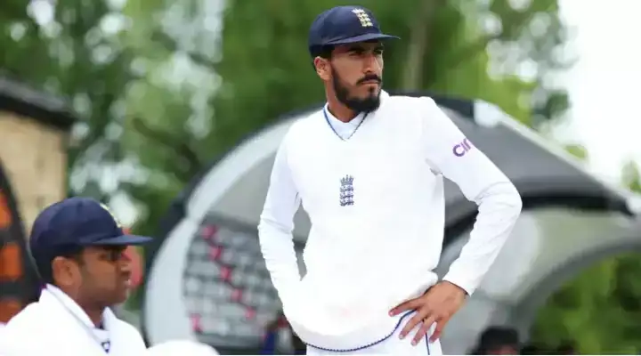 Hamza Sheikh brilliant century